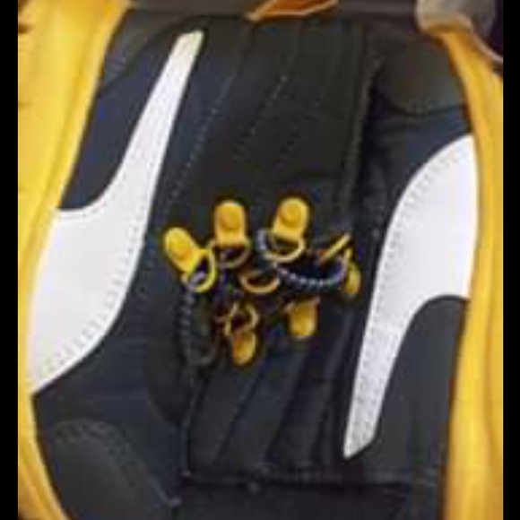 Toddler Shoes - Picture 2 of 5